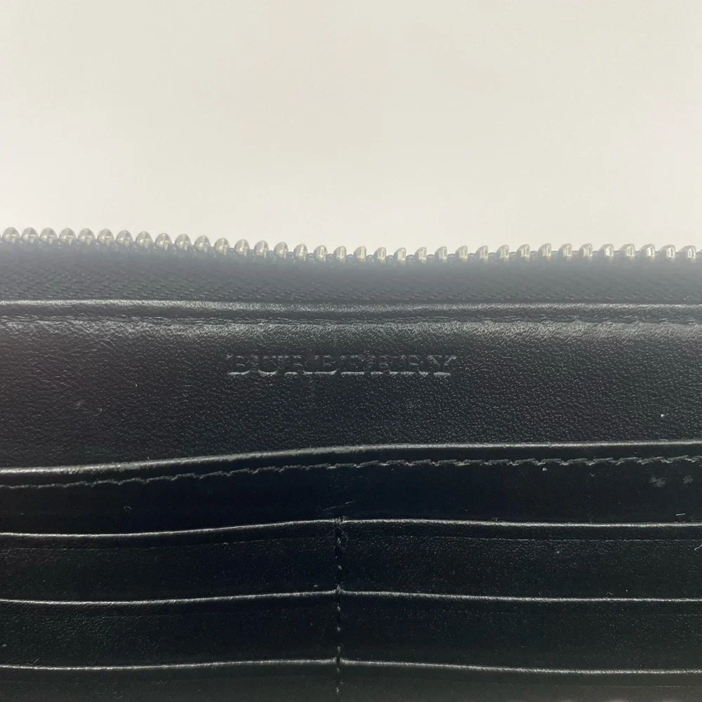 Burberry zippy large nova wallet in leather - Picture 8 of 9